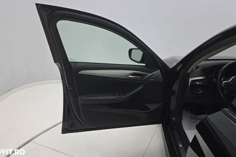 BMW Seria 5 din 2020 cu 95.400 km - oferta BMW151037 - foto 10