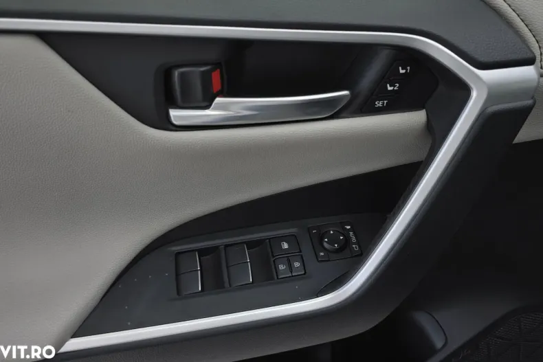 Toyota RAV4 din 2019 cu 95.416 km - oferta TOY151049 - foto 11