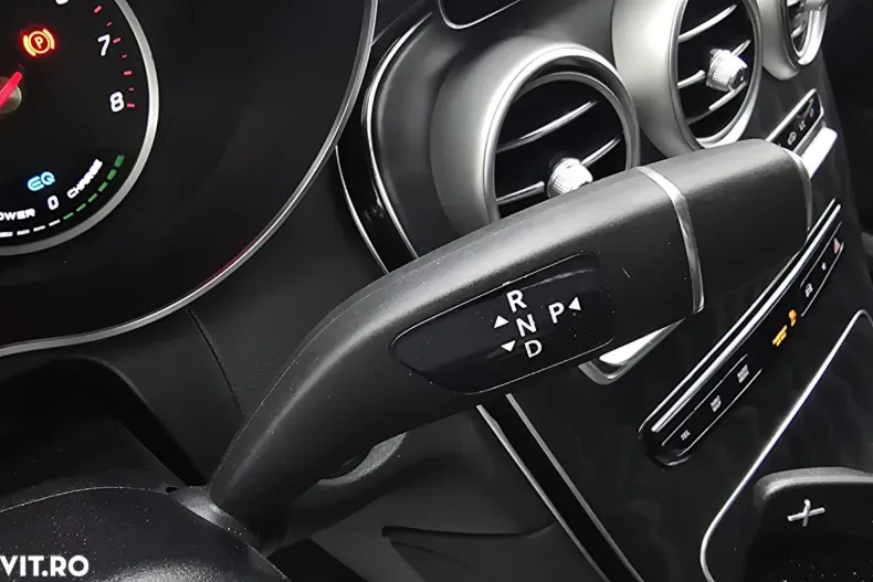 Mercedes-Benz GLC din 2021 cu 51.882 km - oferta MER151054 - foto 16