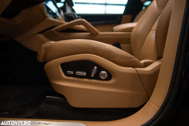 Porsche Cayenne din 2019 cu 161.542 km - oferta POR151062 - foto 15