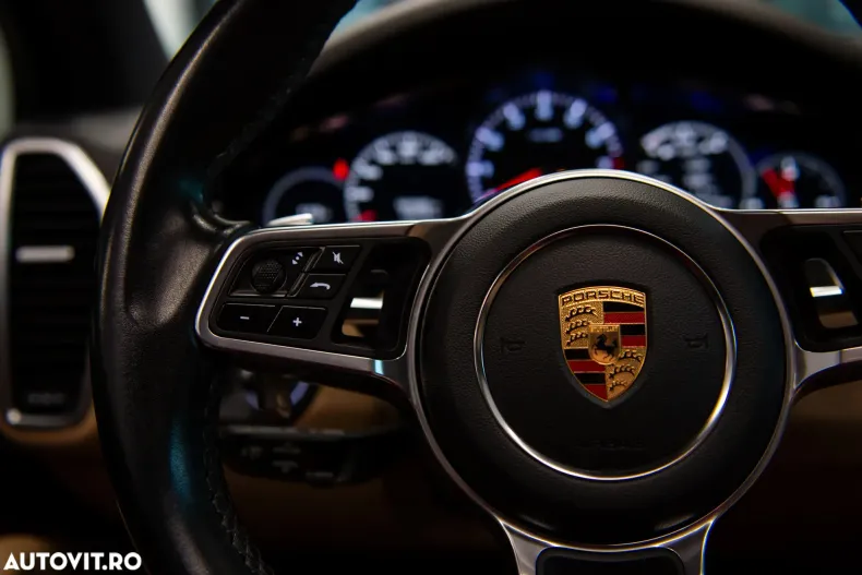 Porsche Cayenne din 2019 cu 161.542 km - oferta POR151062 - foto 20