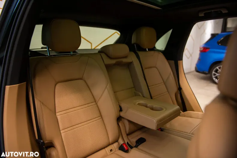 Porsche Cayenne din 2019 cu 161.542 km - oferta POR151062 - foto 34