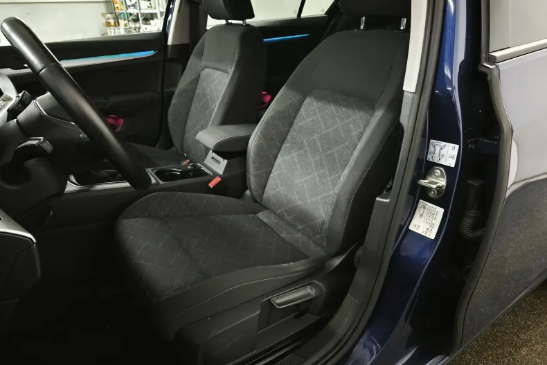 Volkswagen Golf din 2021 cu 87.000 km - oferta VOL151070 - foto 9