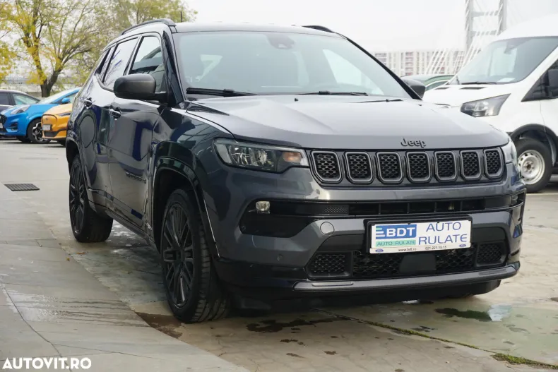 Jeep Compass din 2021 cu 49.154 km - oferta JEE151071 - foto 3