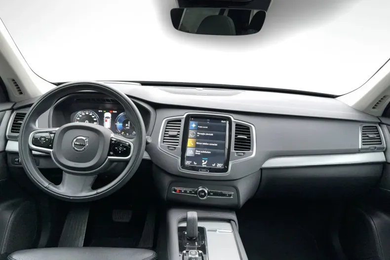 Volvo XC90 din 2020 cu 83.362 km - oferta VOL151074 - foto 11