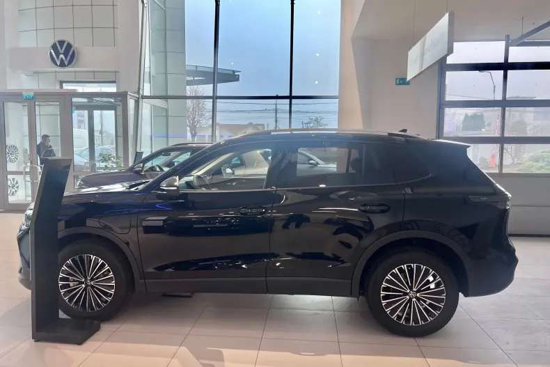 Volkswagen Tiguan din 2025 cu 1 km - oferta VOL151075 - foto 3