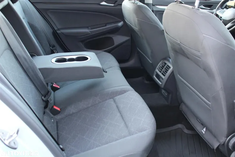 Volkswagen Golf din 2023 cu 147.507 km - oferta VOL151076 - foto 13