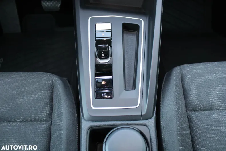 Volkswagen Golf din 2023 cu 147.507 km - oferta VOL151076 - foto 19