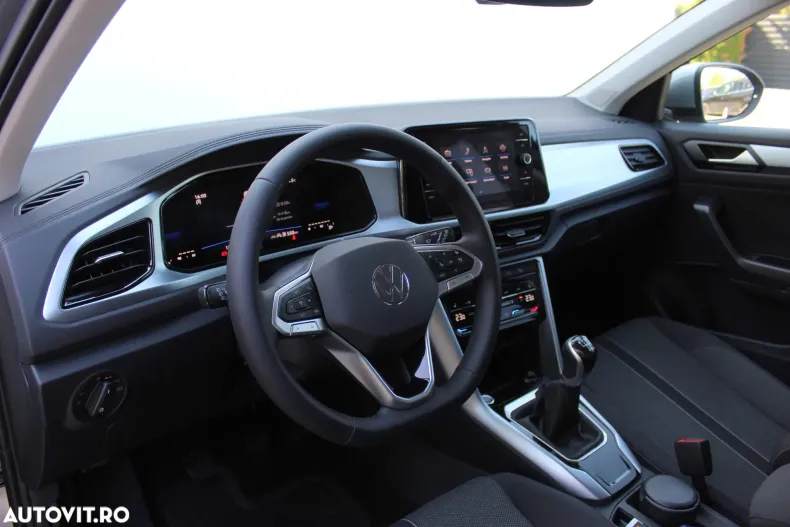 Volkswagen T-Roc din 2025 cu 6.588 km - oferta VOL151078 - foto 7