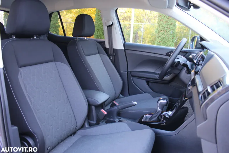 Volkswagen T-Cross din 2025 cu 3.600 km - oferta VOL151079 - foto 7