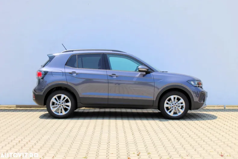 Volkswagen T-Cross din 2025 cu 4.800 km - oferta VOL151081 - foto 5