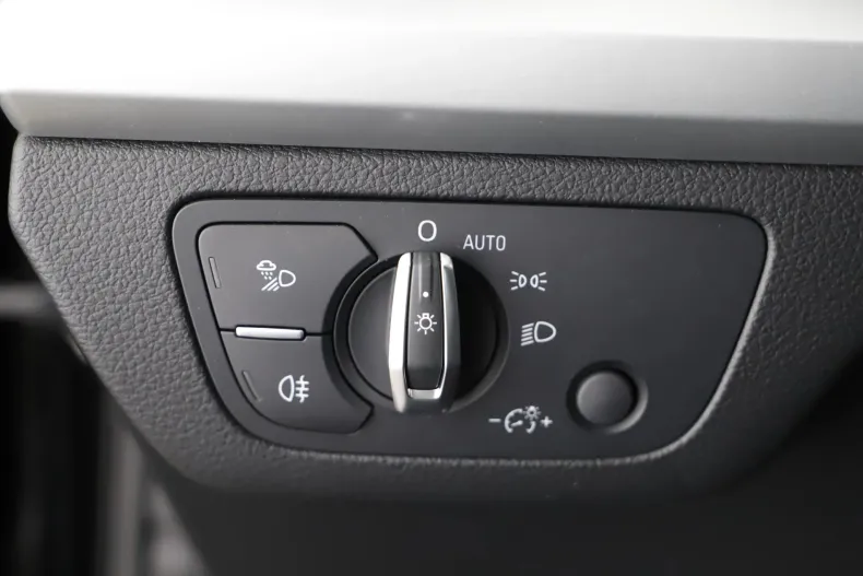 Audi Q5 din 2023 cu 36.645 km - oferta AUD151086 - foto 16