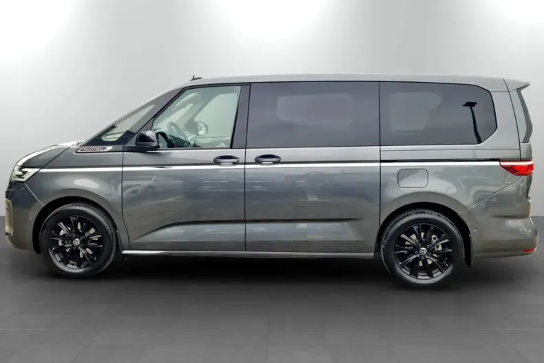 Volkswagen Multivan din 2025 cu 5.000 km - oferta VOL151087 - foto 2