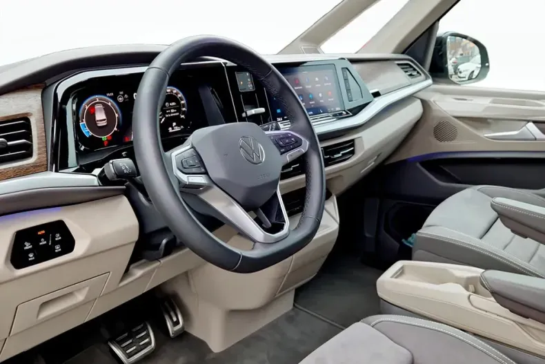 Volkswagen Multivan din 2025 cu 5.000 km - oferta VOL151087 - foto 17