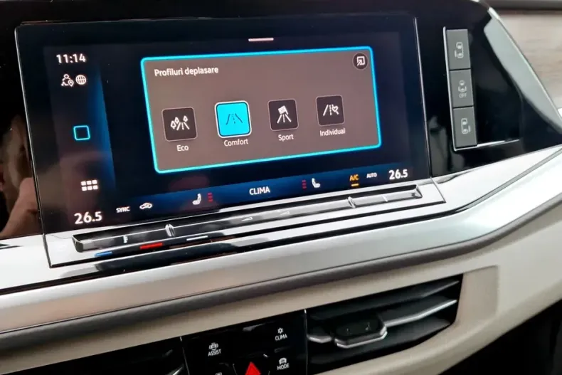 Volkswagen Multivan din 2025 cu 5.000 km - oferta VOL151087 - foto 20