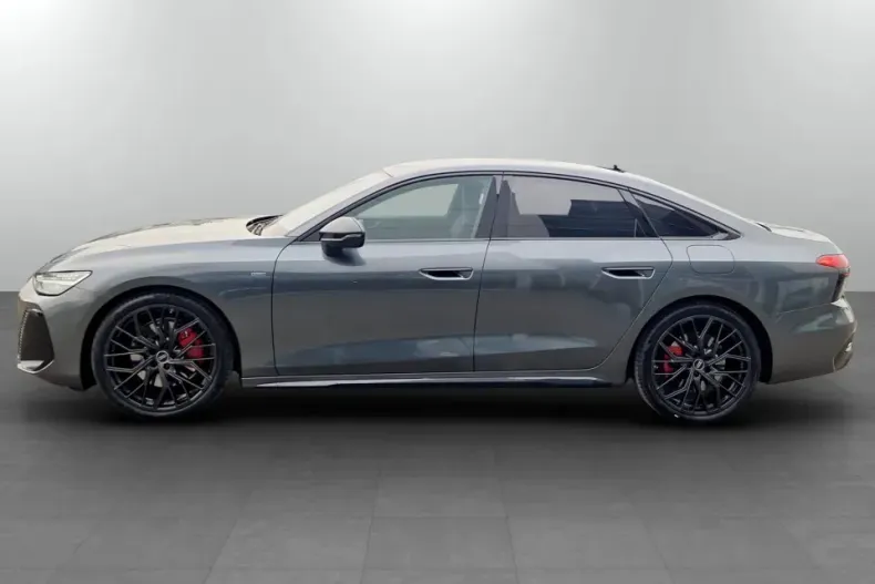 Audi A6 din 2025 cu 5.000 km - oferta AUD151090 - foto 2