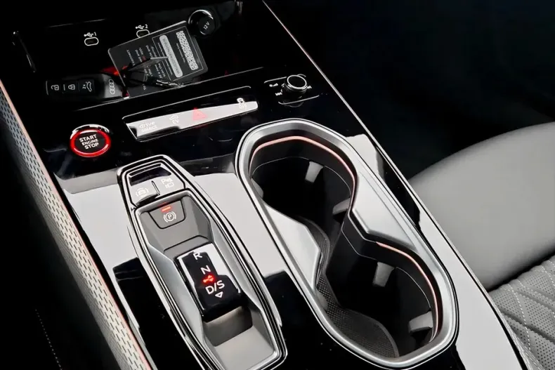 Audi A6 din 2025 cu 5.000 km - oferta AUD151090 - foto 17