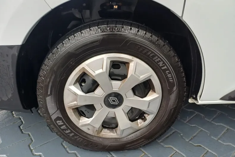 Renault Trafic din 2024 cu 10.194 km - oferta REN151097 - foto 4