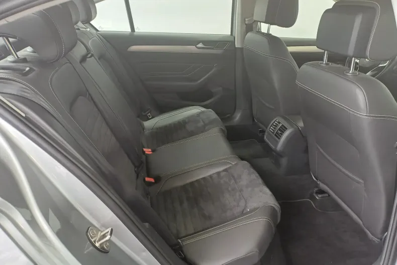 Volkswagen Passat din 2020 cu 130.010 km - oferta VOL151104 - foto 30