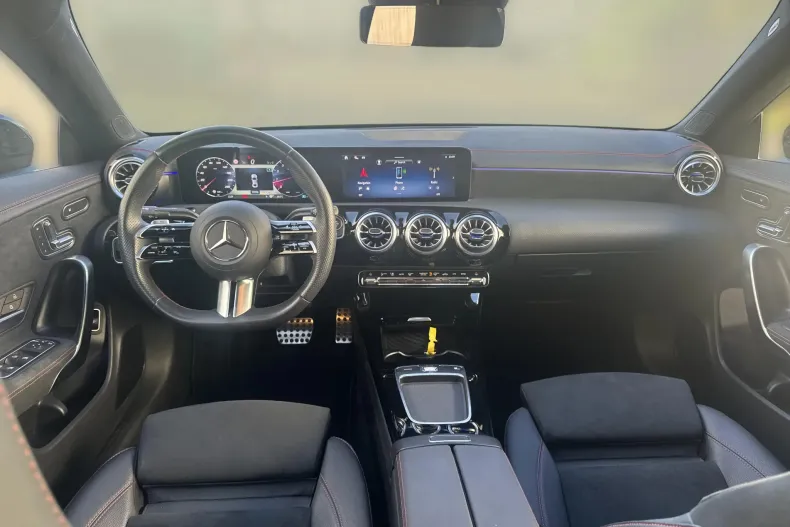 Mercedes-Benz CLA din 2025 cu 17.947 km - oferta MER151106 - foto 11