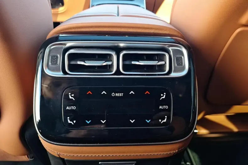 Mercedes-Benz S din 2025 cu 18.956 km - oferta MER151107 - foto 21