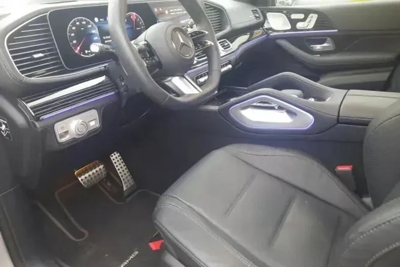 Mercedes-Benz GLE din 2025 cu 5.896 km - oferta MER151119 - foto 9