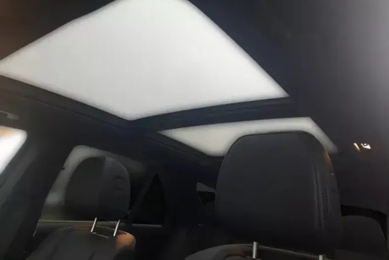 Mercedes-Benz GLE din 2025 cu 5.896 km - oferta MER151119 - foto 13