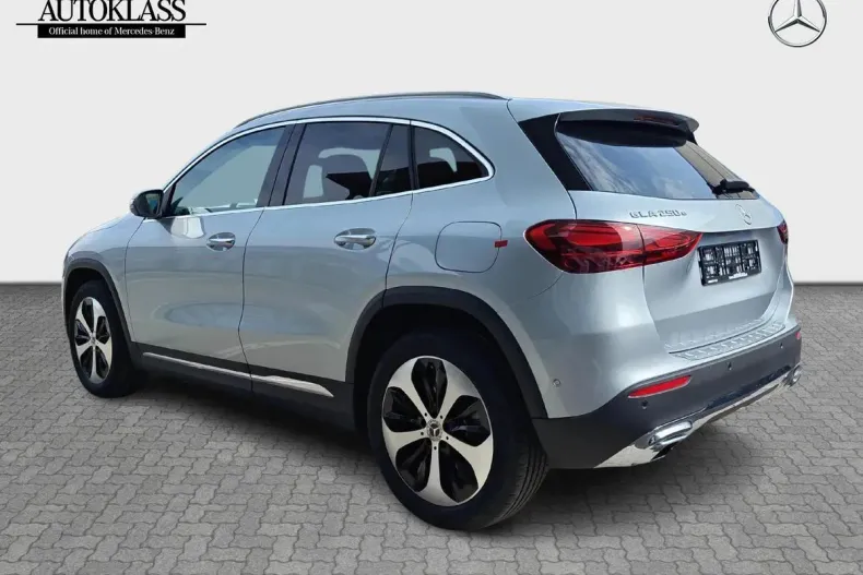 Mercedes-Benz GLA din 2025 cu 6.000 km - oferta MER151121 - foto 6