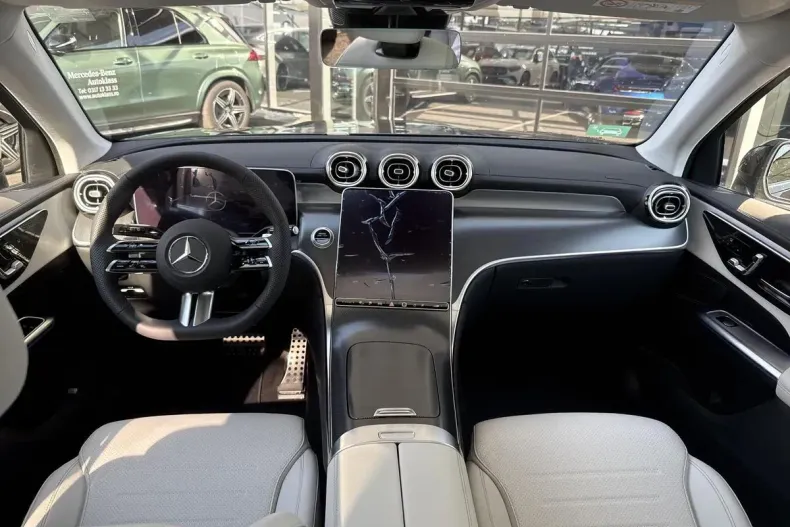 Mercedes-Benz GLC din 2025 cu 5.000 km - oferta MER151122 - foto 13