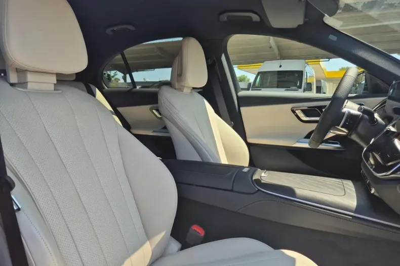 Mercedes-Benz E din 2025 cu 5.000 km - oferta MER151125 - foto 9