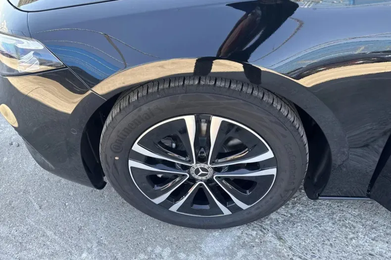 Mercedes-Benz A din 2025 cu 5.000 km - oferta MER151126 - foto 3