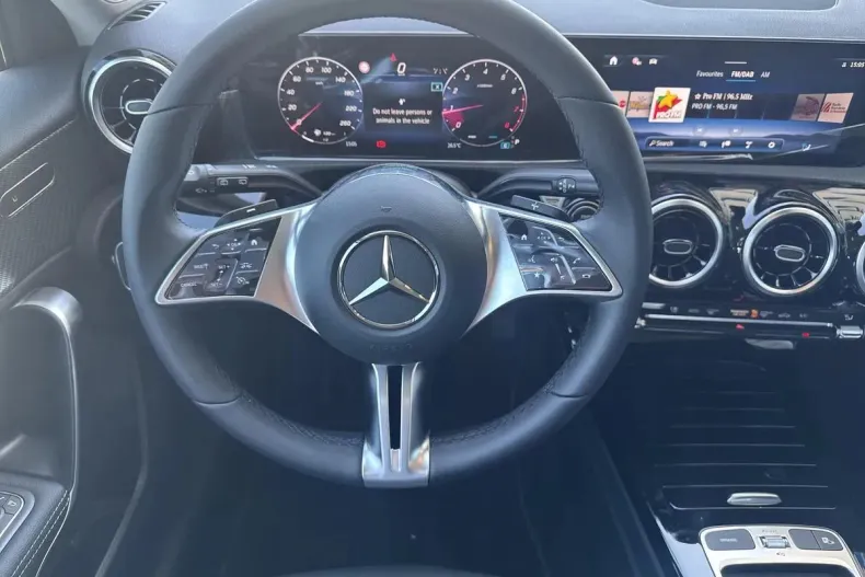 Mercedes-Benz A din 2025 cu 5.000 km - oferta MER151126 - foto 14