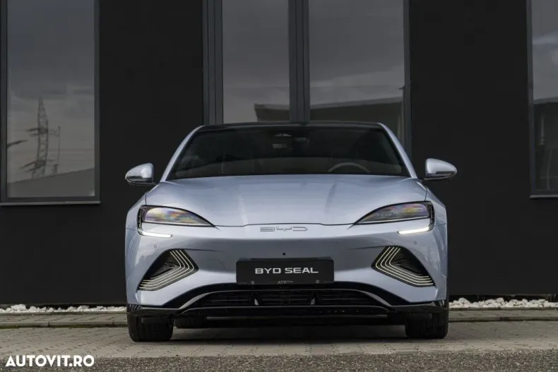 BYD SEAL din 2025 cu 1 km - oferta BYD151141 - foto 2