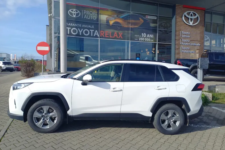 Toyota RAV4 din 2023 cu 37.743 km - oferta TOY151145 - foto 5