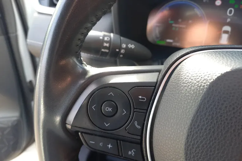 Toyota RAV4 din 2023 cu 37.743 km - oferta TOY151145 - foto 20