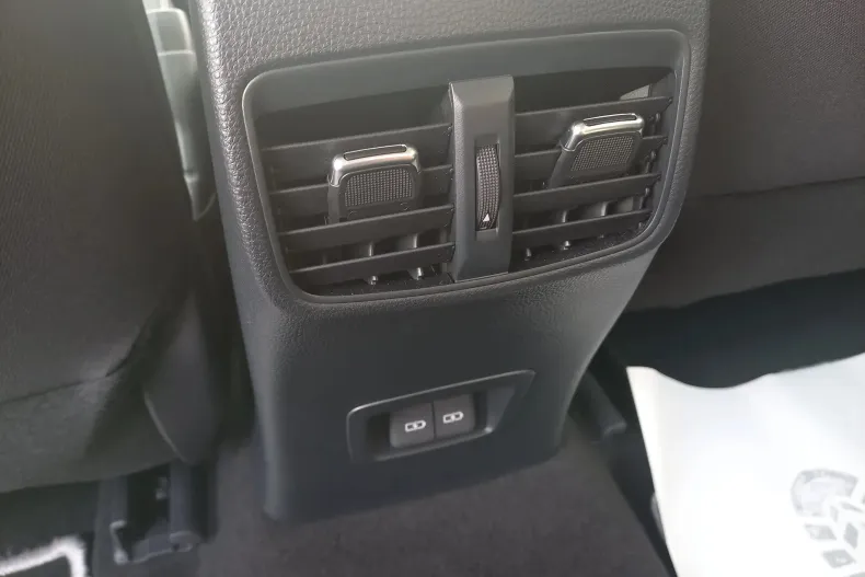 Toyota Corolla din 2025 cu 1.275 km - oferta TOY151147 - foto 13