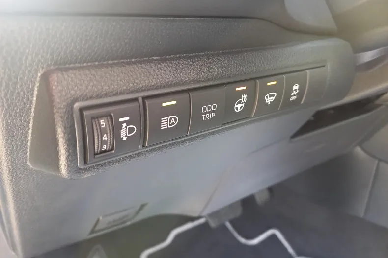 Toyota Corolla din 2025 cu 1.275 km - oferta TOY151147 - foto 19