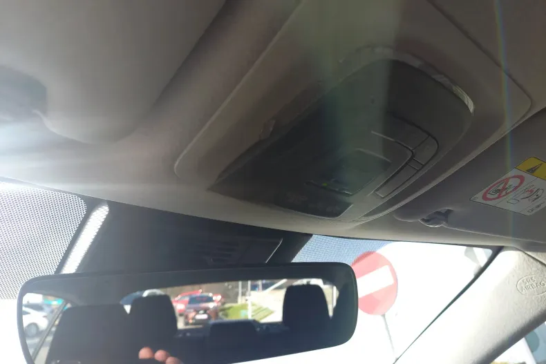 Toyota Corolla din 2025 cu 1.275 km - oferta TOY151147 - foto 26