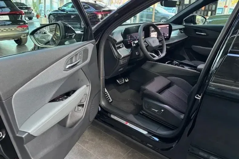 Audi Q3 din 2025 cu 1 km - oferta AUD151150 - foto 7