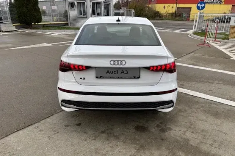 Audi A3 din 2025 cu 1 km - oferta AUD151151 - foto 3