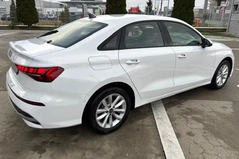 Audi A3 din 2025 cu 1 km - oferta AUD151151 - foto 4