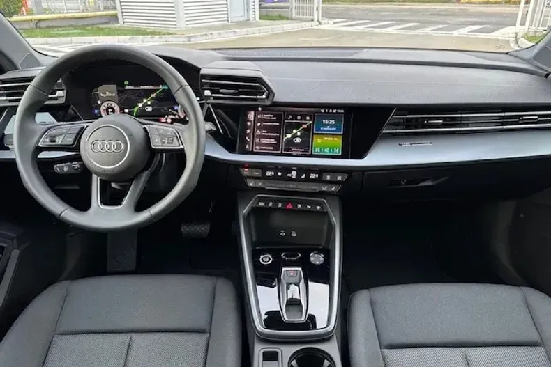 Audi A3 din 2025 cu 1 km - oferta AUD151151 - foto 5