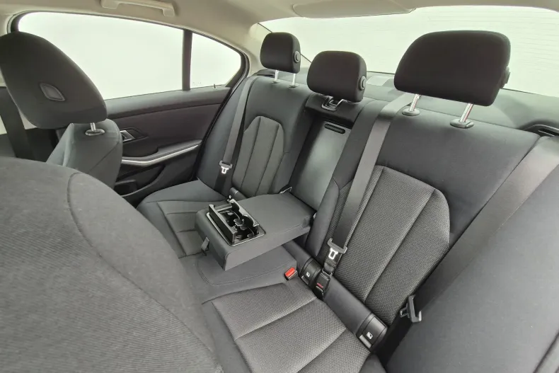 BMW Seria 3 din 2021 cu 53.422 km - oferta BMW151163 - foto 11