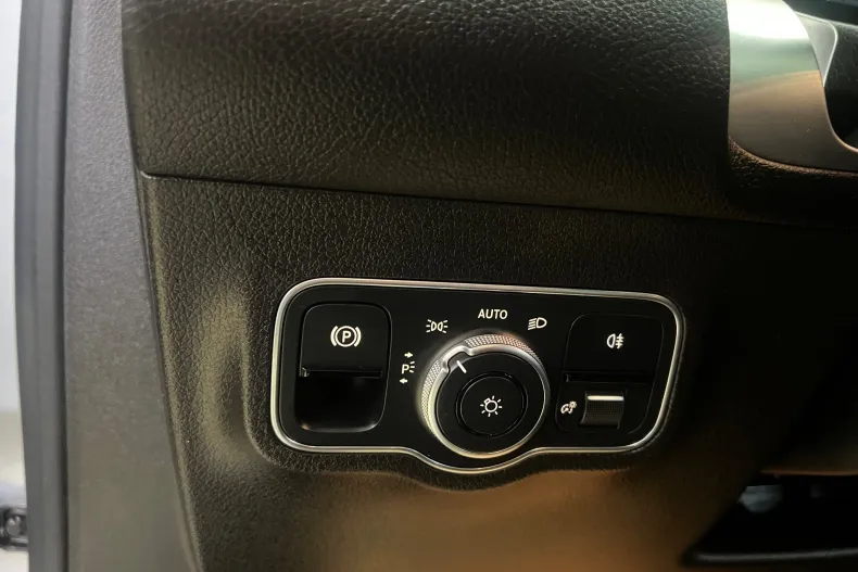 Mercedes-Benz GLB din 2021 cu 114.000 km - oferta MER151175 - foto 26