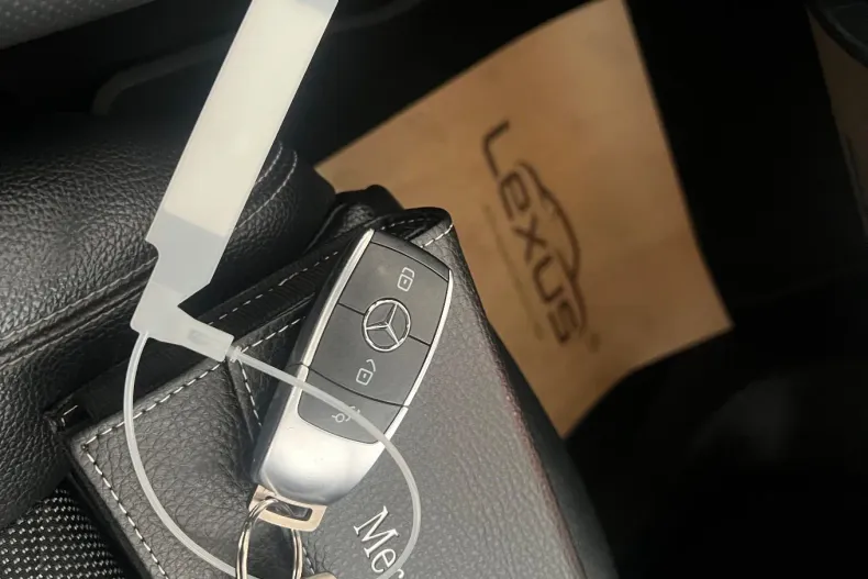 Mercedes-Benz GLB din 2021 cu 114.000 km - oferta MER151175 - foto 36