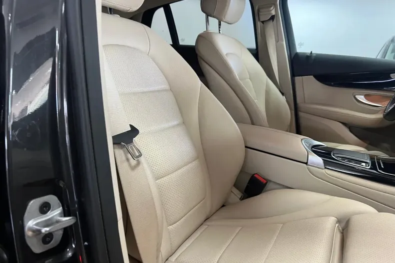 Mercedes-Benz GLC Coupe din 2021 cu 160.000 km - oferta MER151177 - foto 16