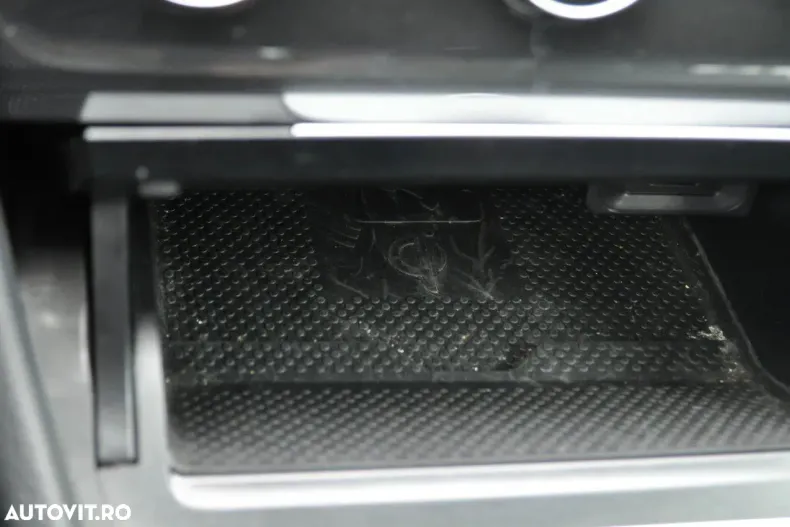 Volkswagen Golf din 2019 cu 102.788 km - oferta VOL151182 - foto 24