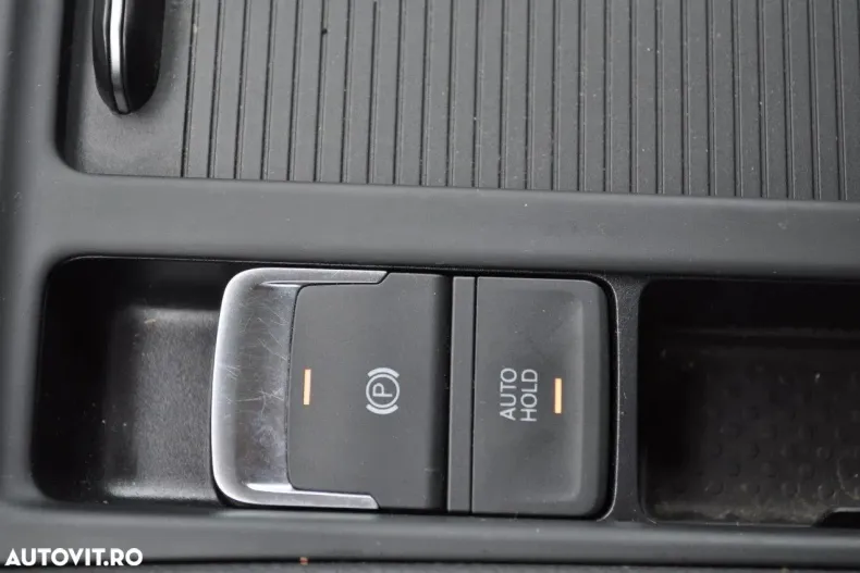 Volkswagen Golf din 2019 cu 102.788 km - oferta VOL151182 - foto 34