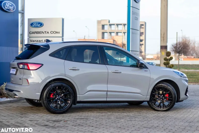 Ford Kuga din 2023 cu 14.592 km - oferta FOR151185 - foto 9