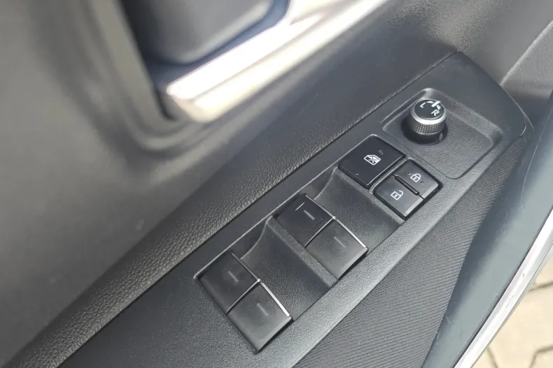 Toyota Corolla din 2022 cu 118.606 km - oferta TOY151190 - foto 8